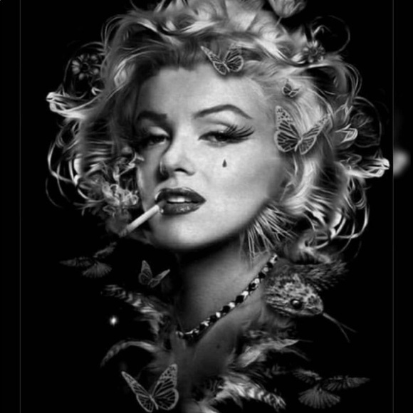 Meet your Posher, Kimberly - Picture 1 of 1